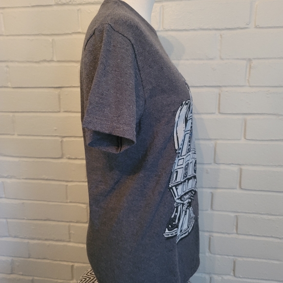 Star Wars R2D2 T-shirt - Picture 3 of 5